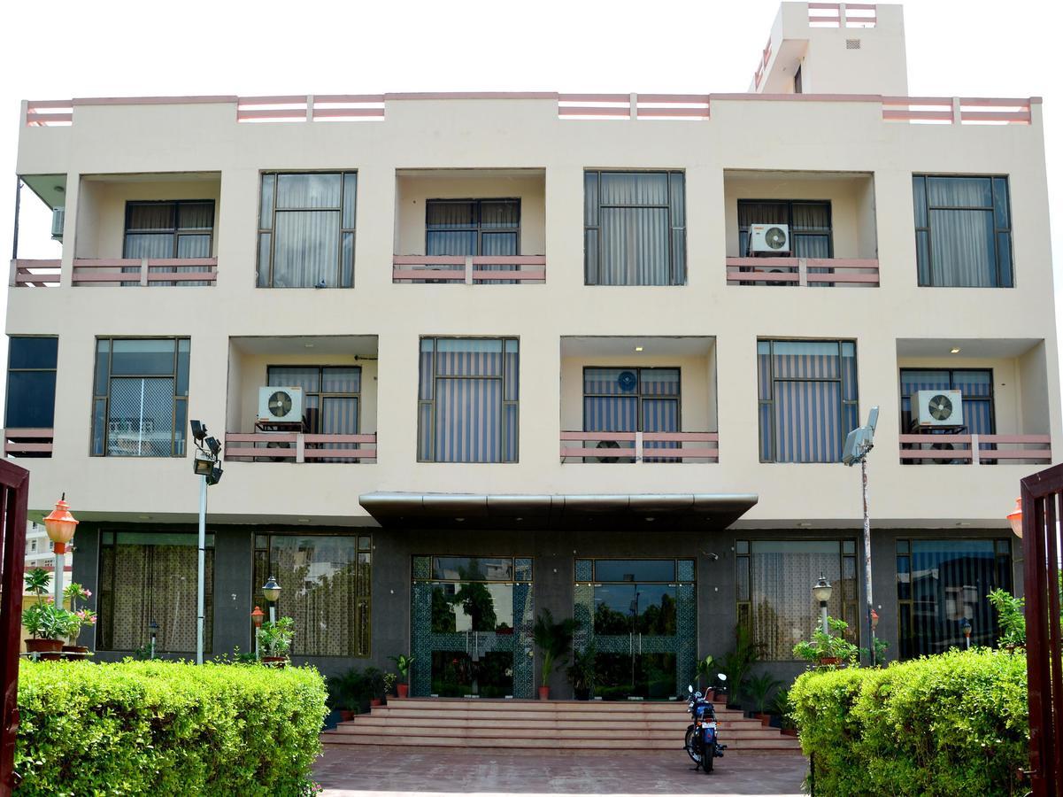 Oyo 6012 Hotel Rockwell Jaipur Luaran gambar